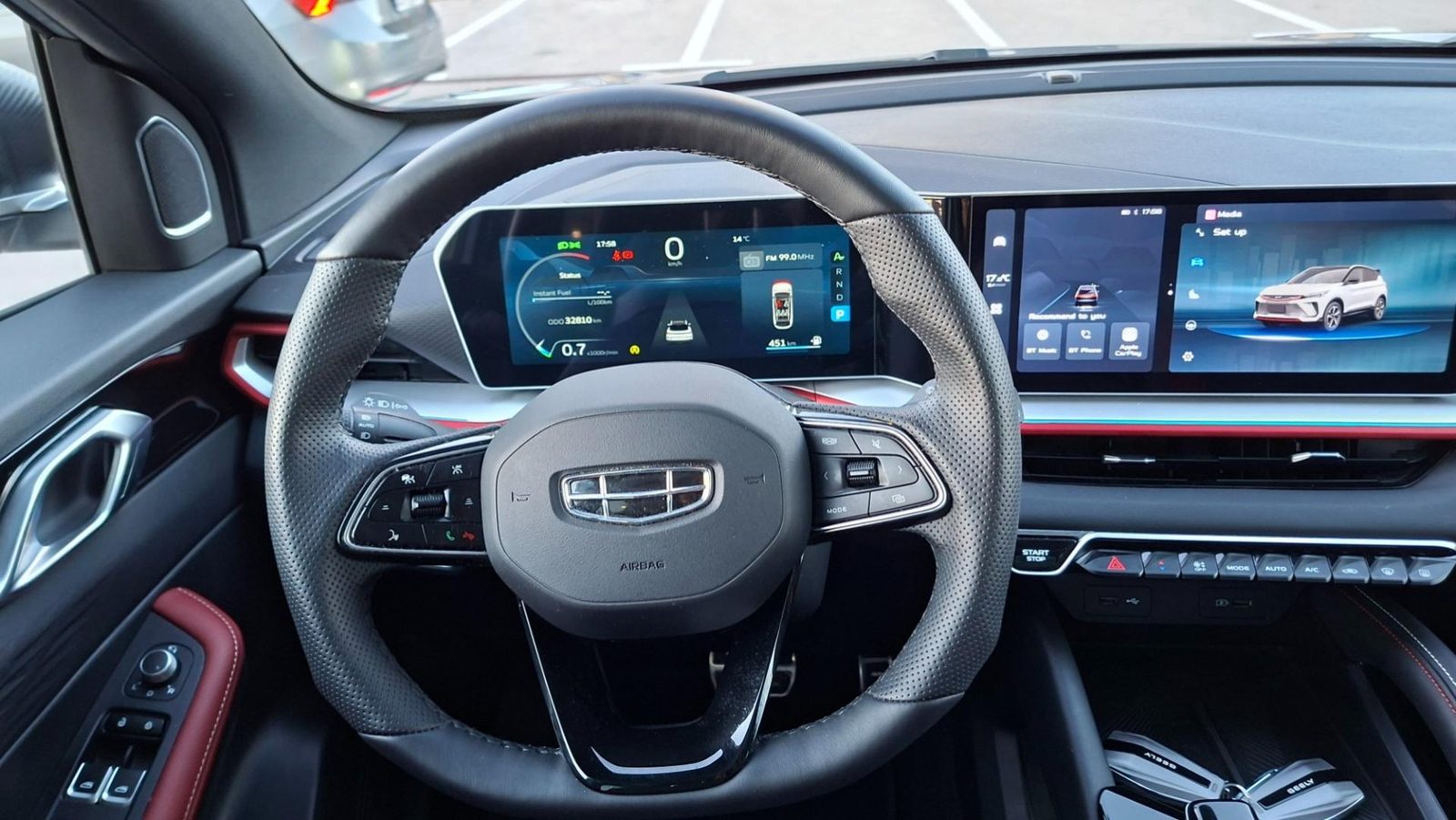 2024 Geely Coolray — fotografija 10