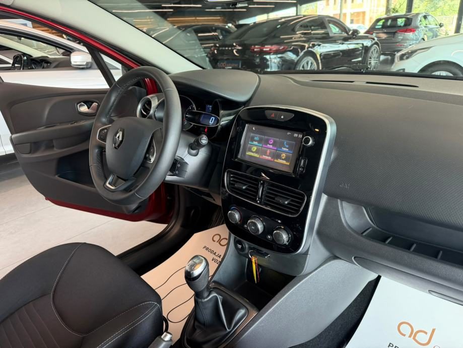 2017 Renault Clio — fotografija 21