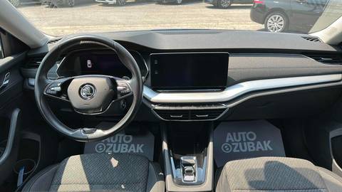 2021 Škoda Octavia — sličica 11