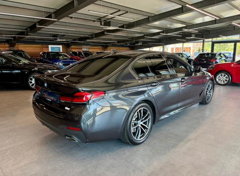 2020 BMW Serija 5 — fotografija 7