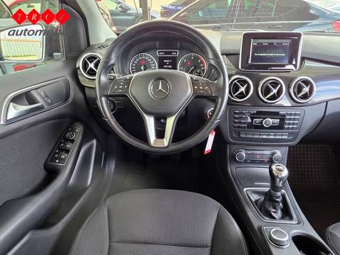 2013 Mercedes-Benz Klasa — sličica 9
