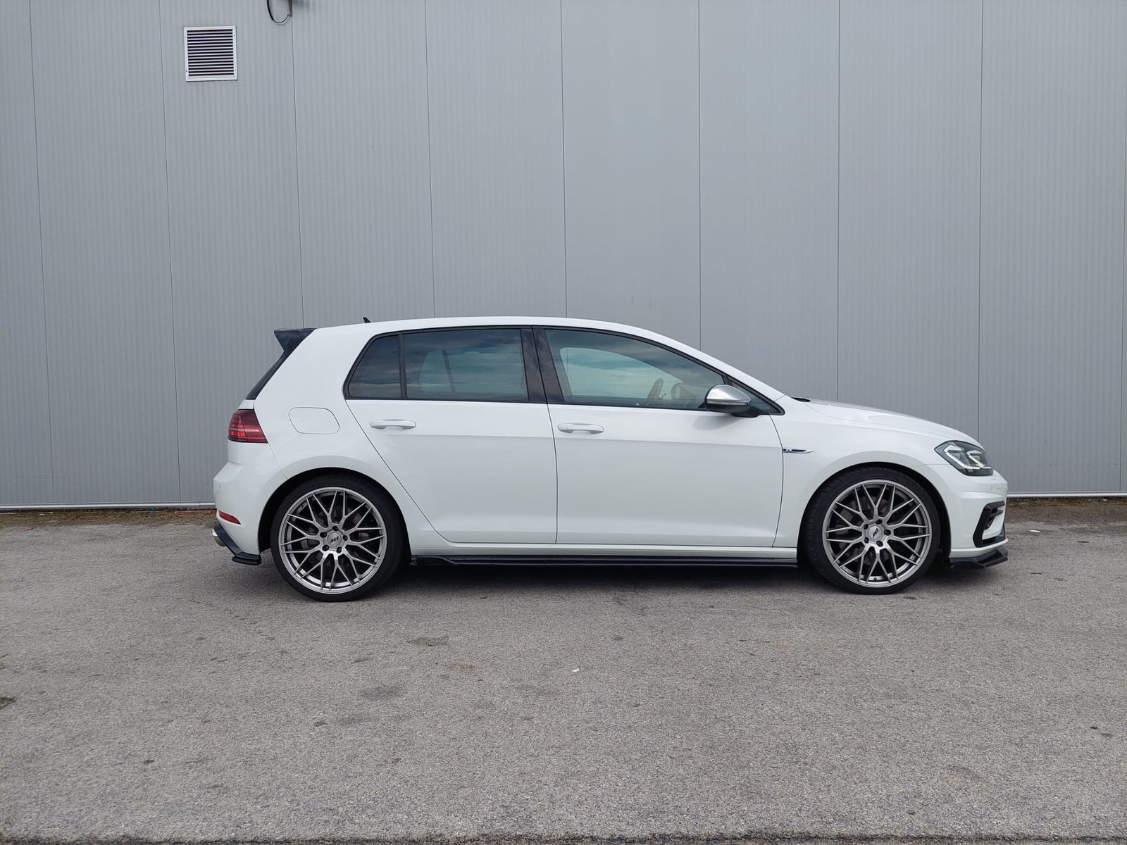 2017 Volkswagen Golf — fotografija 5