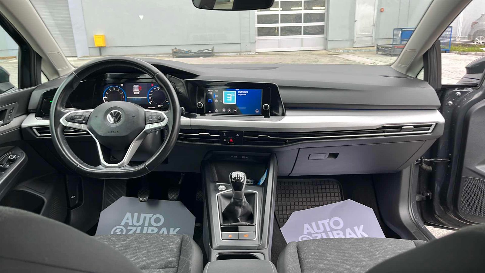 2021 Volkswagen Golf — fotografija 11