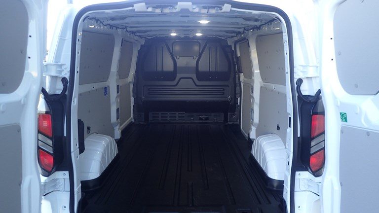 2025 Ford Transit — fotografija 22