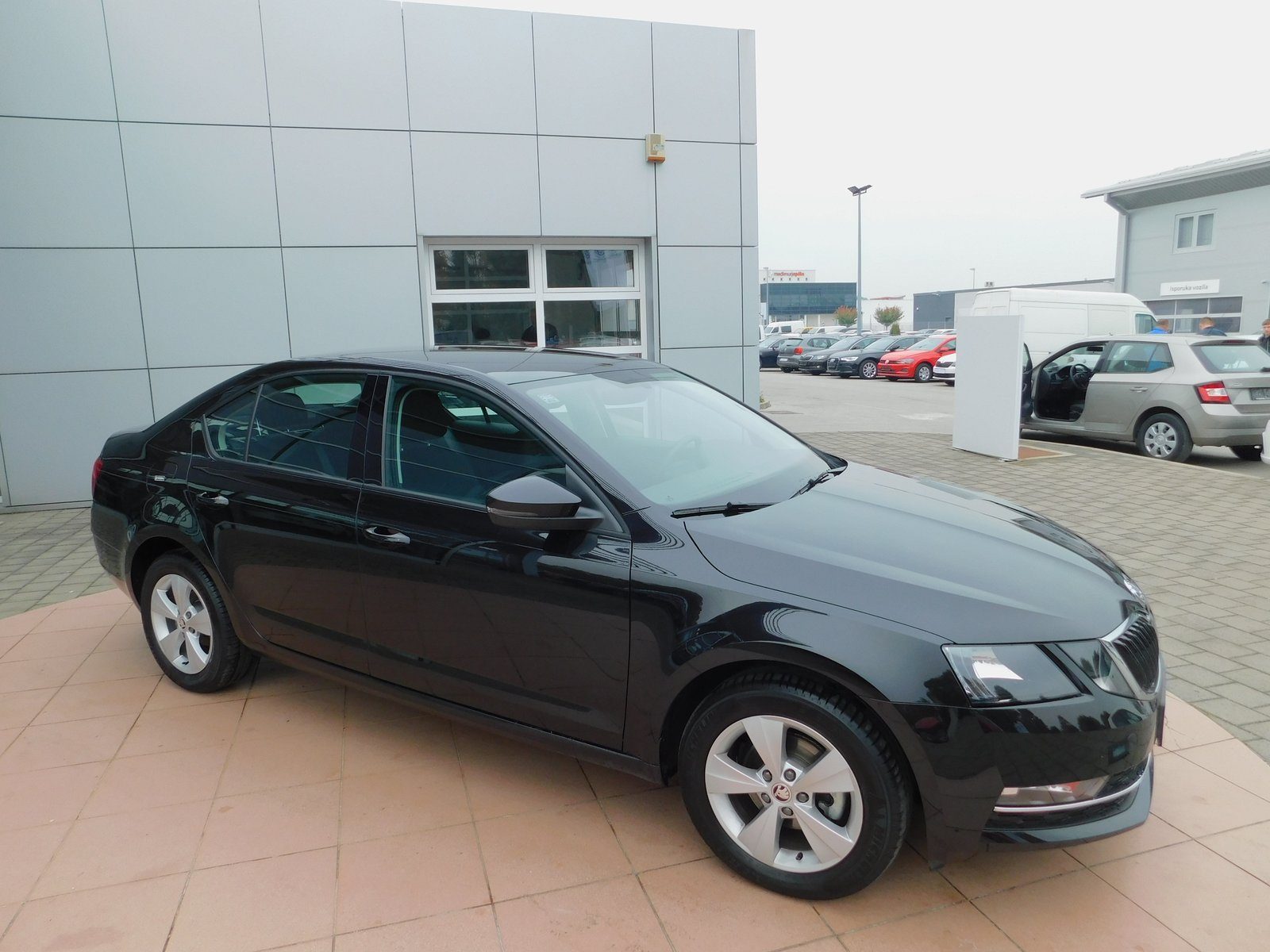 2018 Škoda Octavia — fotografija 3