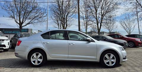 Škoda Octavia — sličica 8