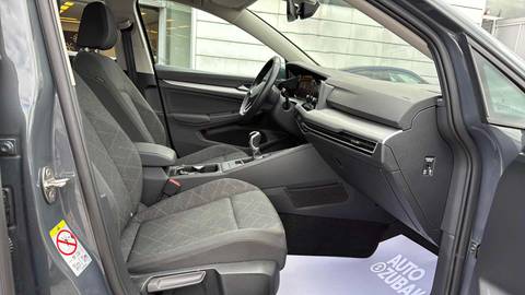2024 Volkswagen Golf — sličica 9