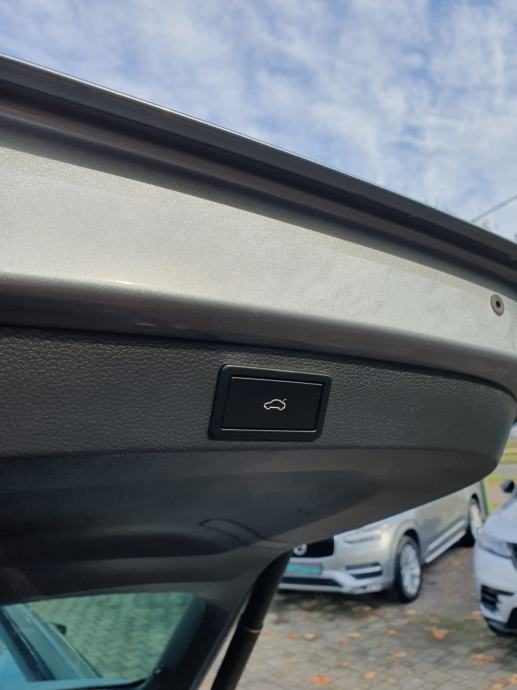2019 Škoda Karoq — fotografija 18