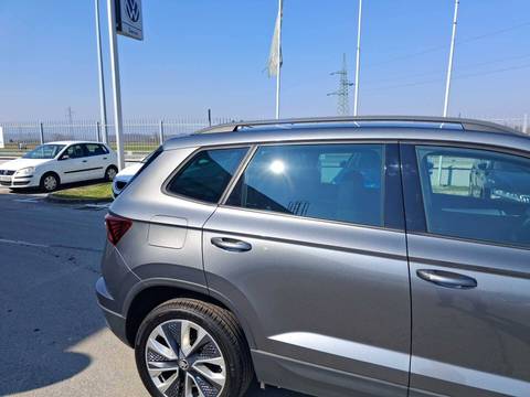 2022 Škoda Karoq — sličica 17