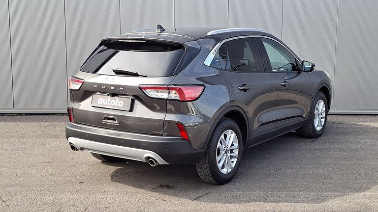 2021 Ford Kuga — fotografija 3