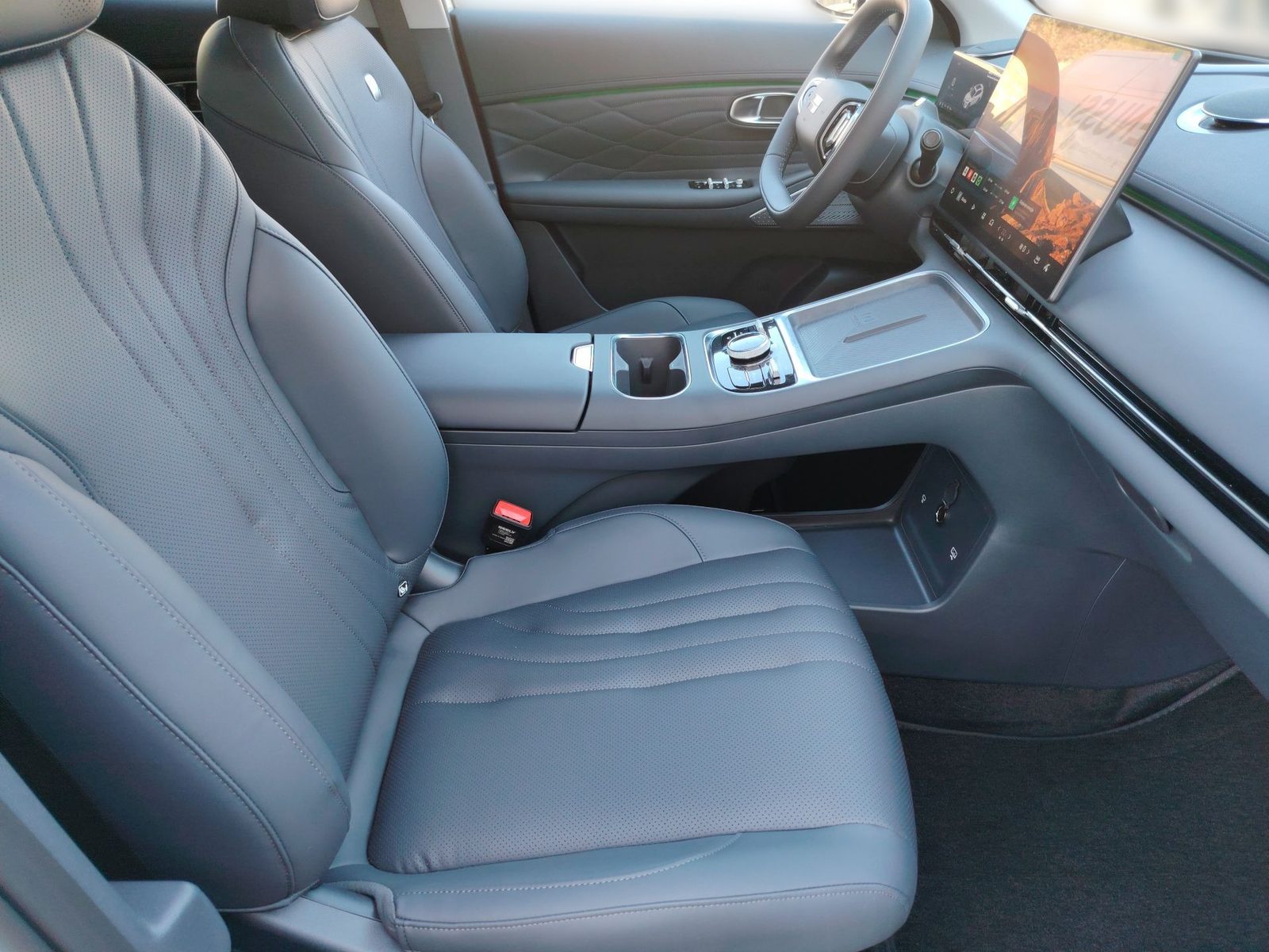 2026 Geely Starray EM-i — fotografija 21