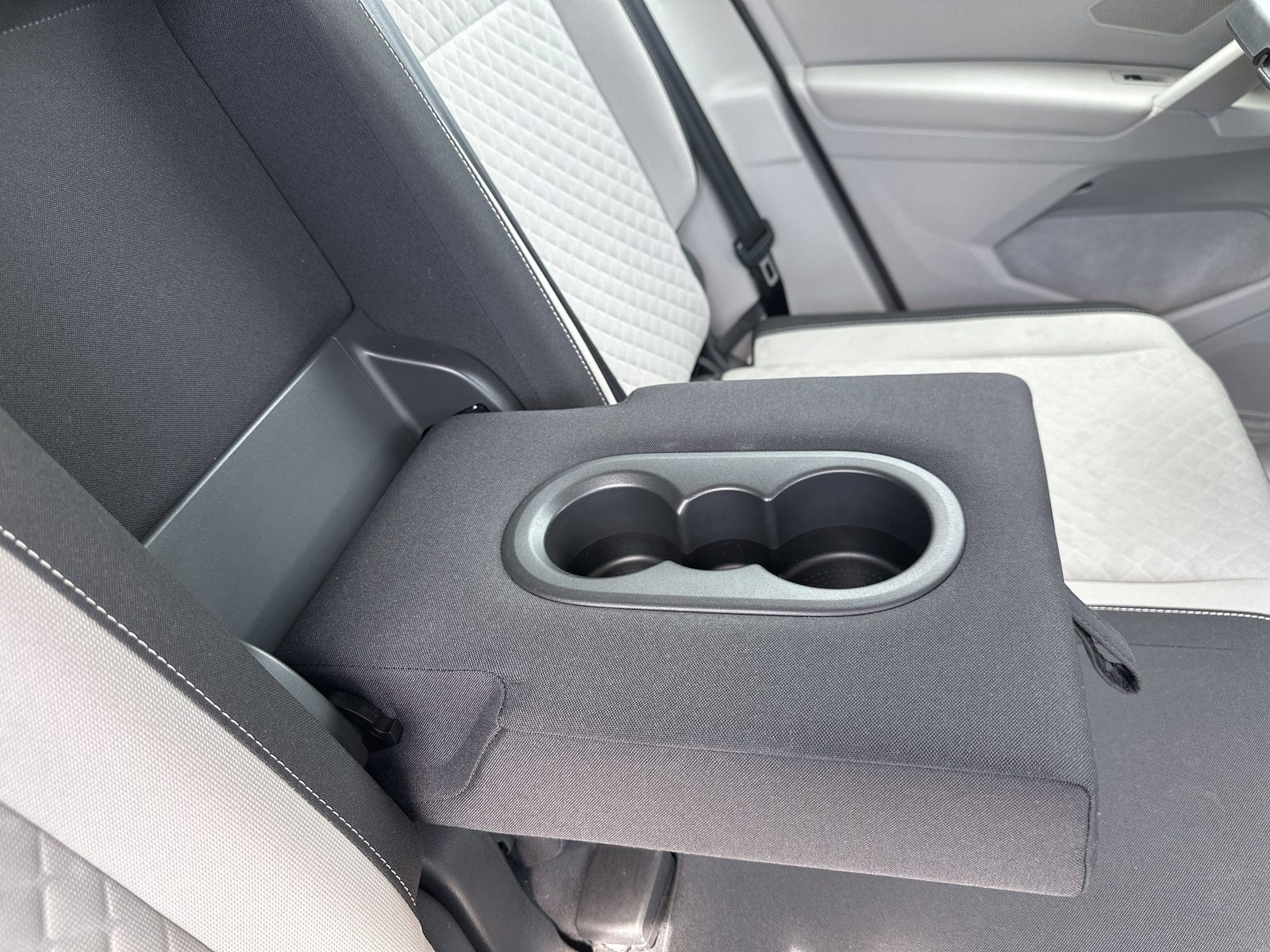 2019 Volkswagen Tiguan — fotografija 18