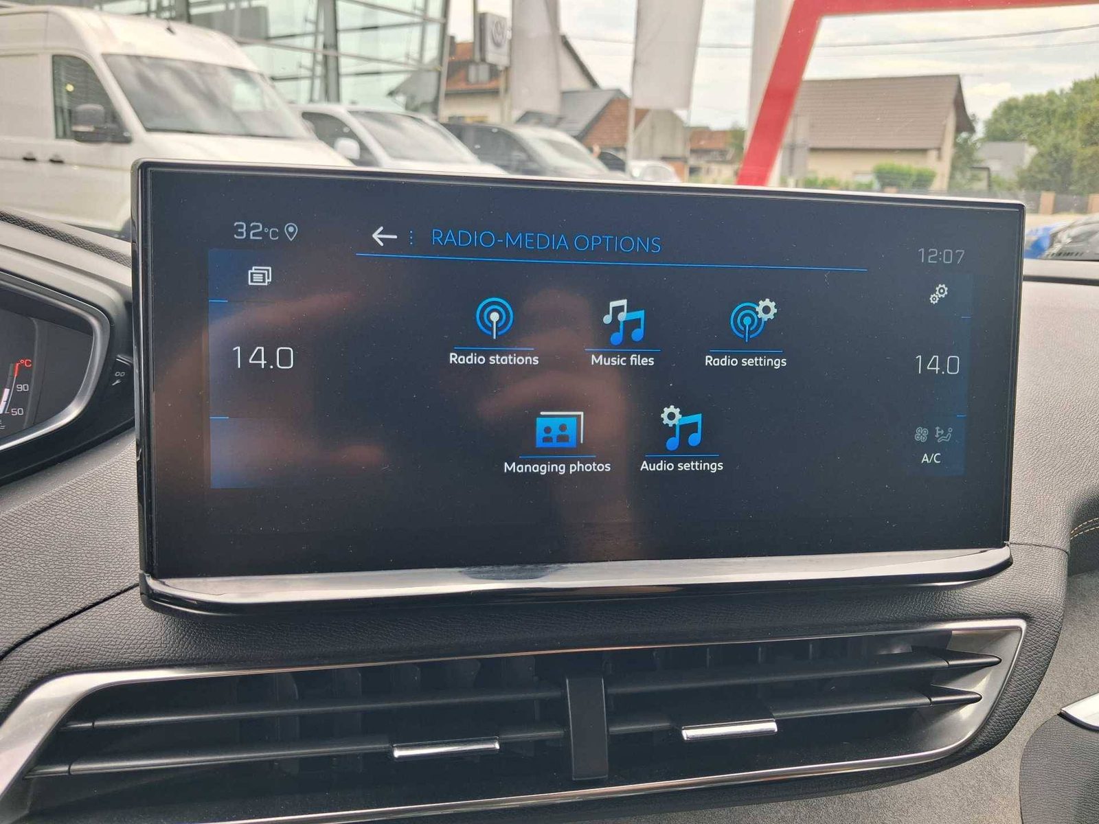 2023 Peugeot 5008 — fotografija 24