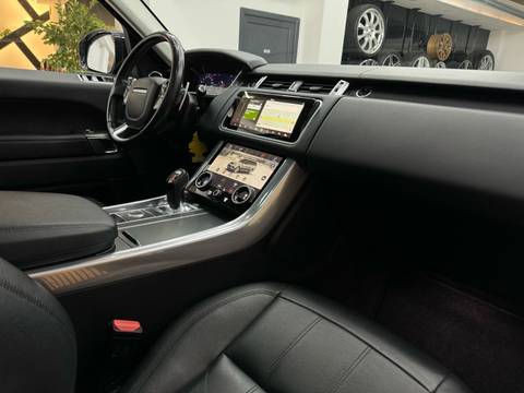 2017 Land Rover Range Rover Sport — sličica 20
