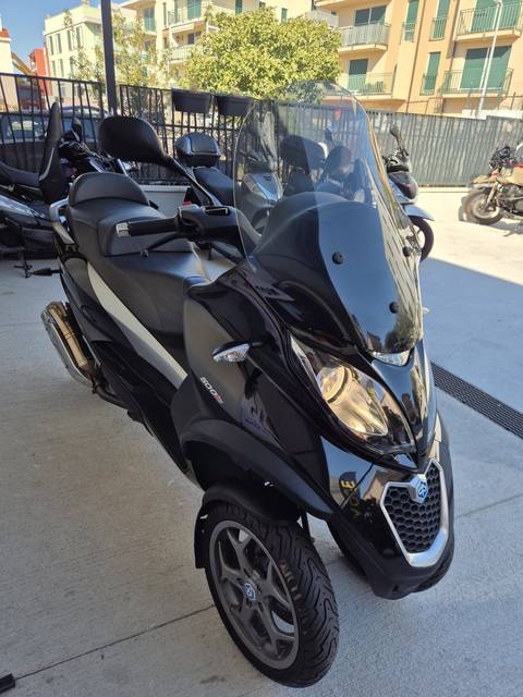 2016 Piaggio MP3 500 — sličica 2