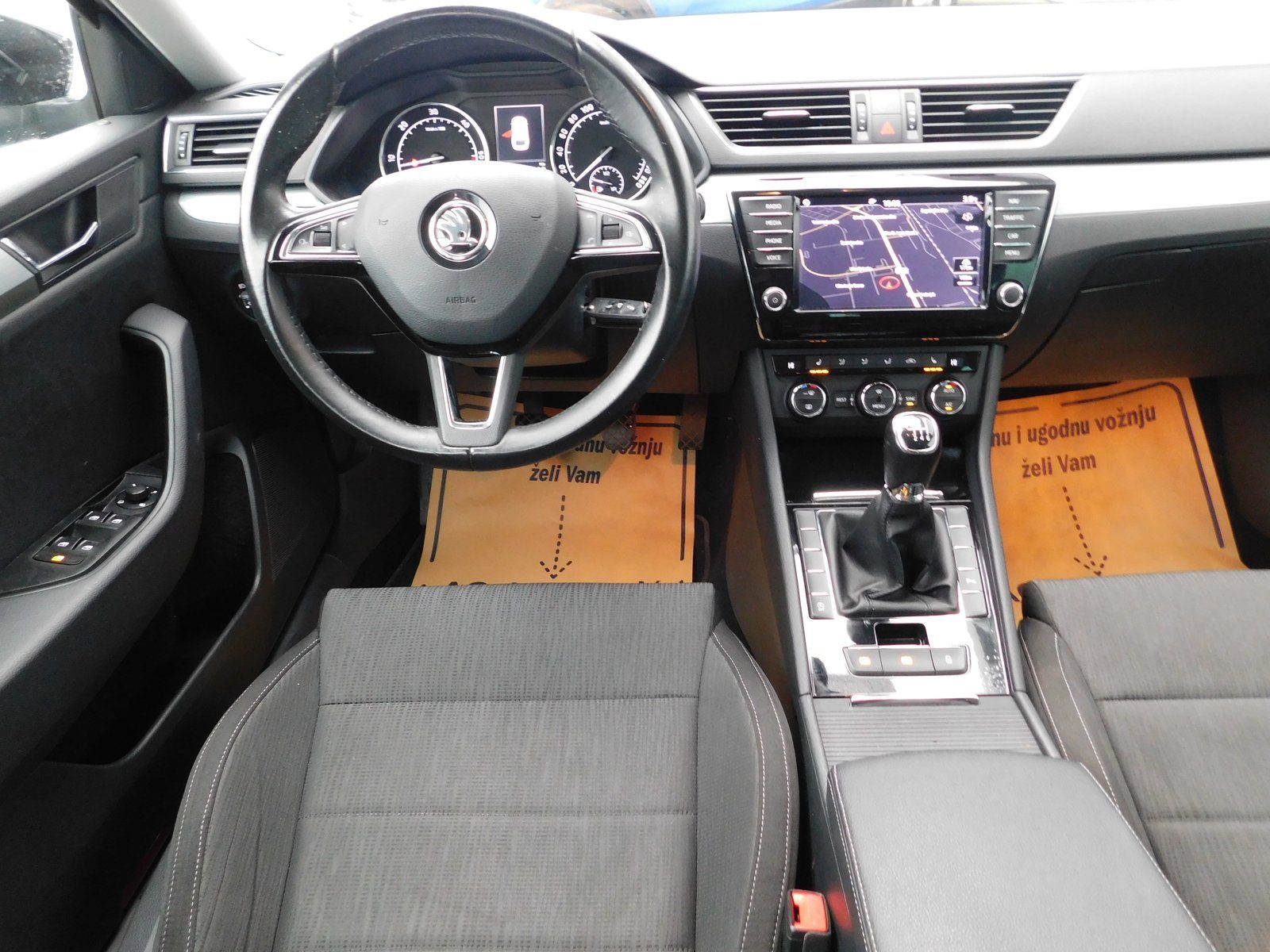 2017 Škoda Superb Combi — fotografija 10