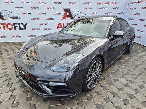 2017 Porsche Panamera