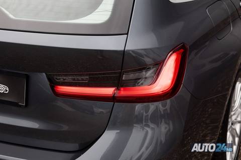 2021 BMW Serija 3 Sport Line — sličica 11