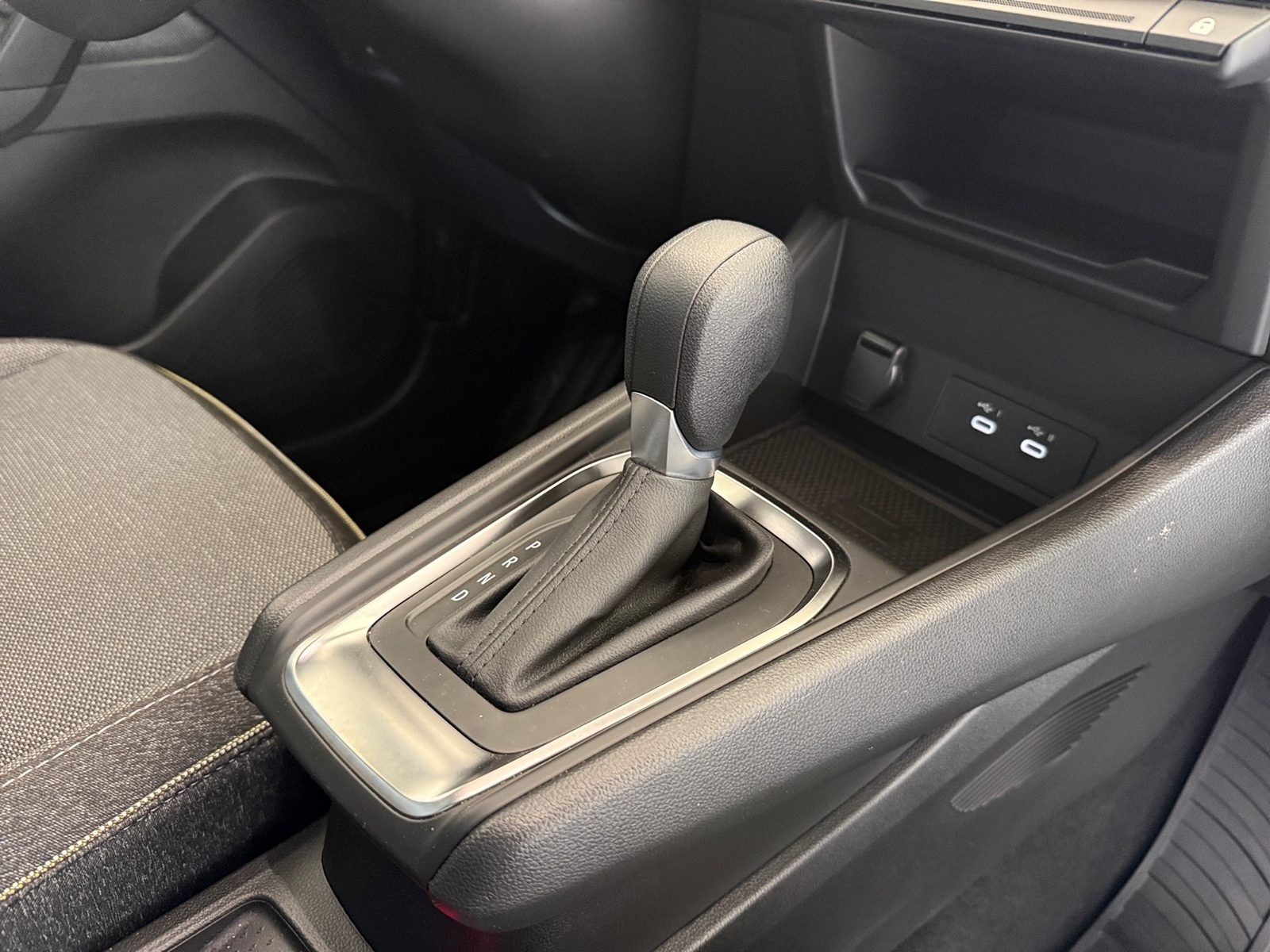2025 Renault Captur — fotografija 23