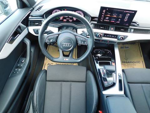 2023 Audi A4 S line — sličica 10
