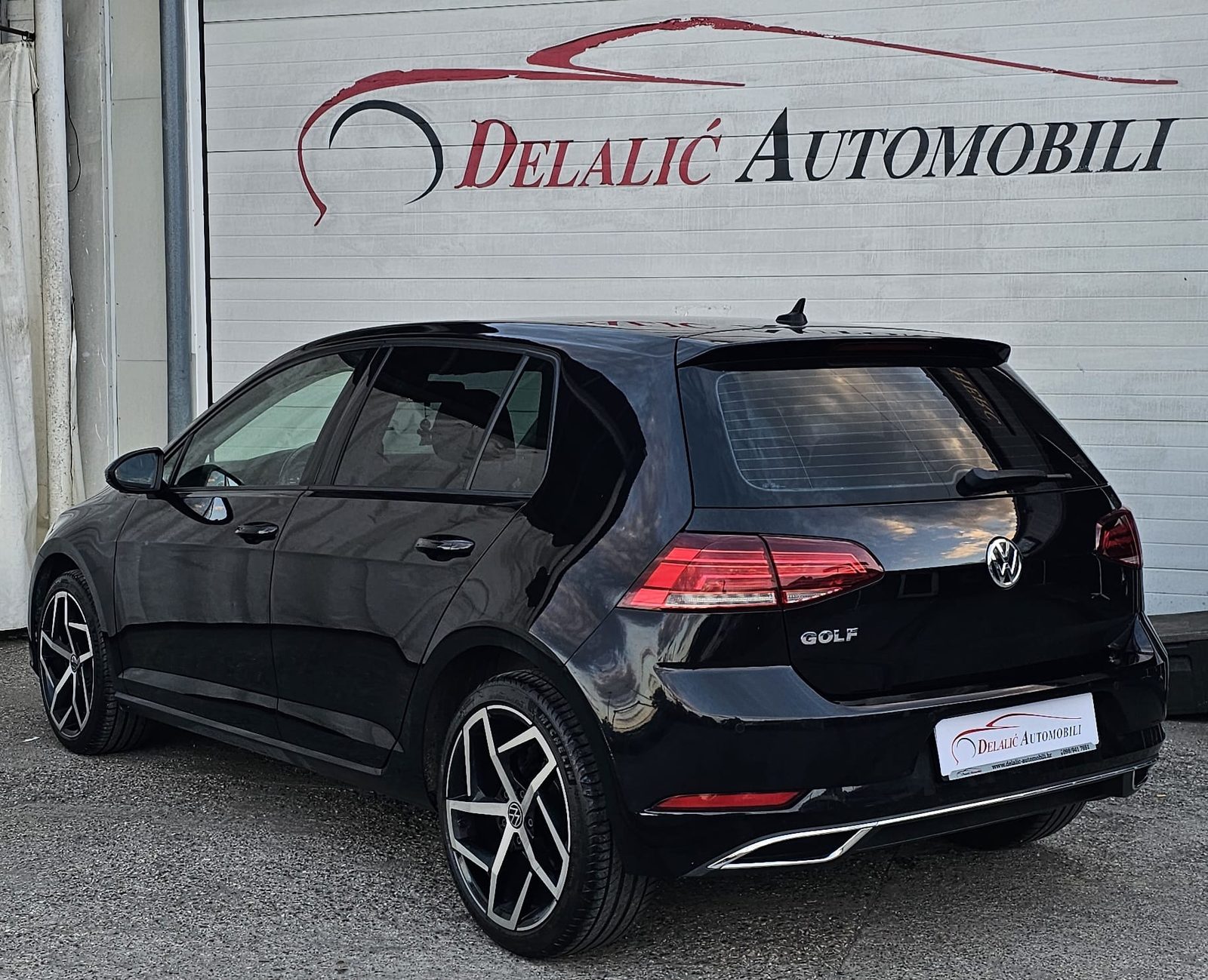 2019 Volkswagen Golf — fotografija 4