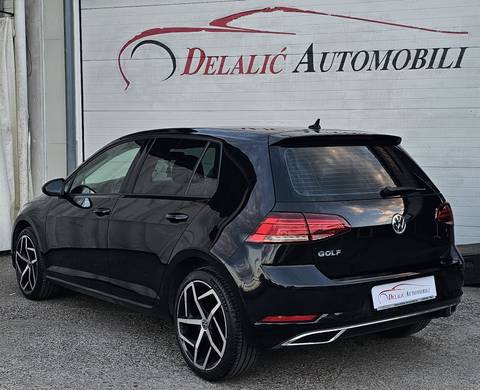 2019 Volkswagen Golf — sličica 4