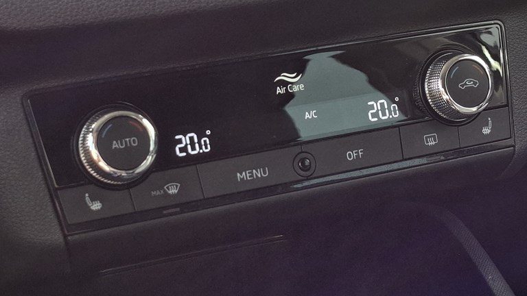 2022 Škoda Kamiq — fotografija 13