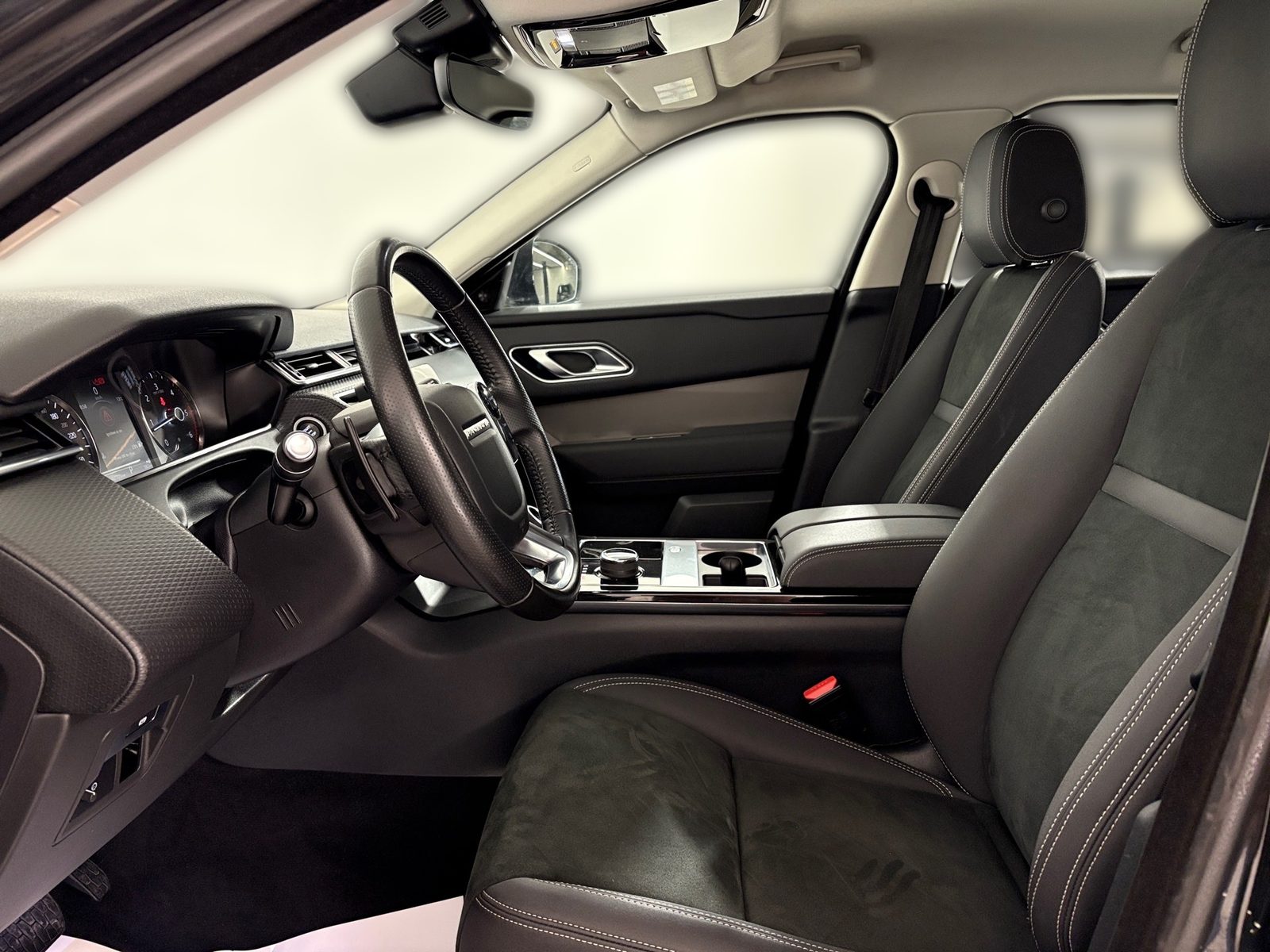 2019 Land Rover Range Rover Velar — fotografija 13