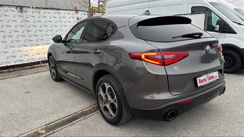 2022 Alfa Romeo Stelvio — sličica 6