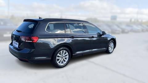 2021 Volkswagen Passat Variant — sličica 7