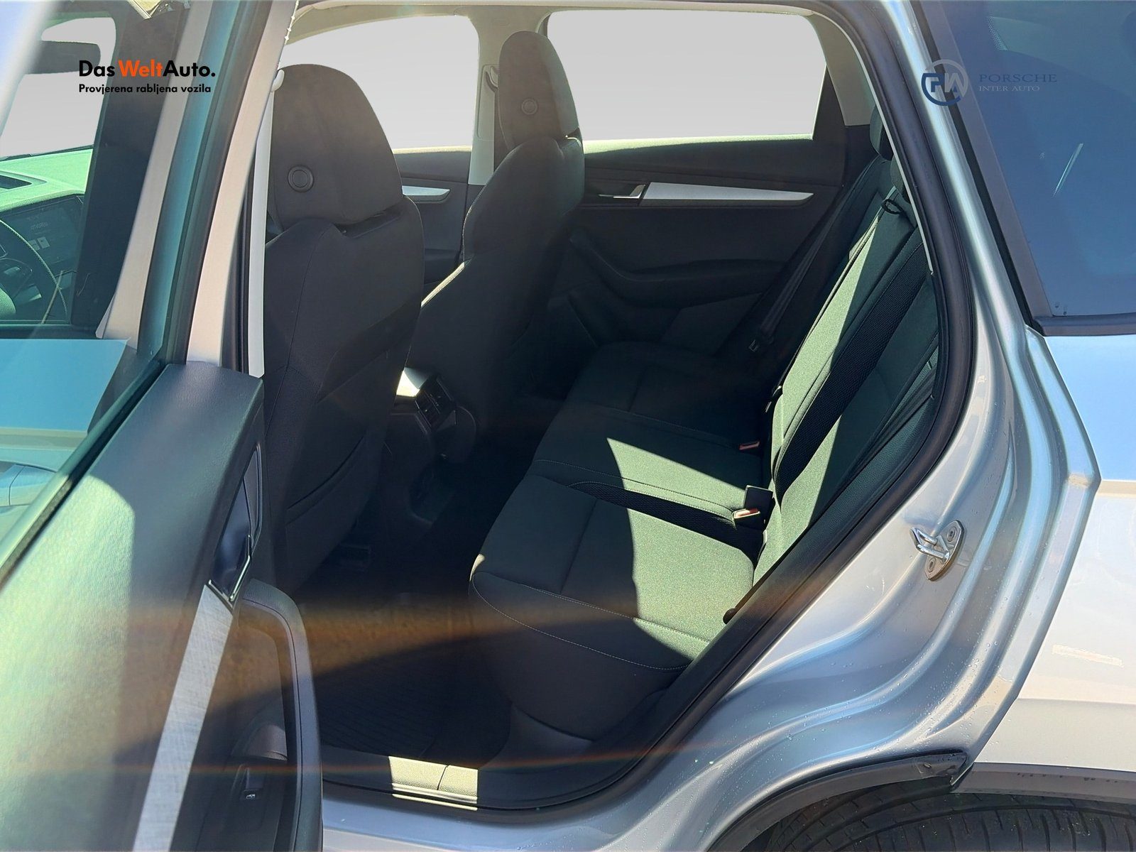 2025 Škoda Karoq — fotografija 12