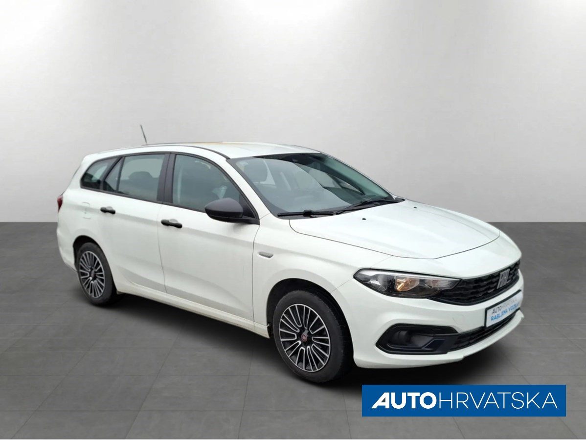 2023 Fiat Tipo — fotografija 3