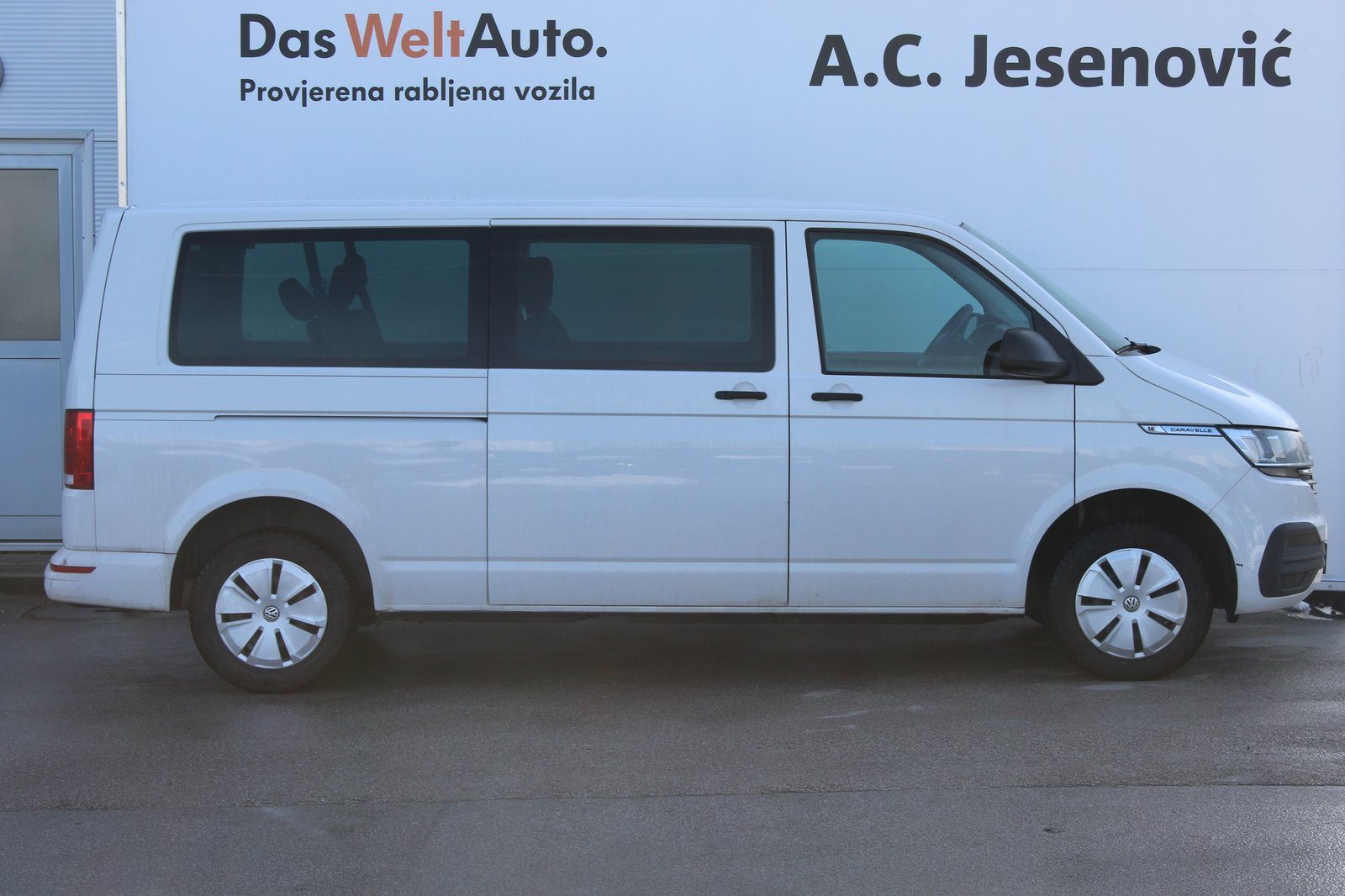 2021 Volkswagen Caravelle — fotografija 4