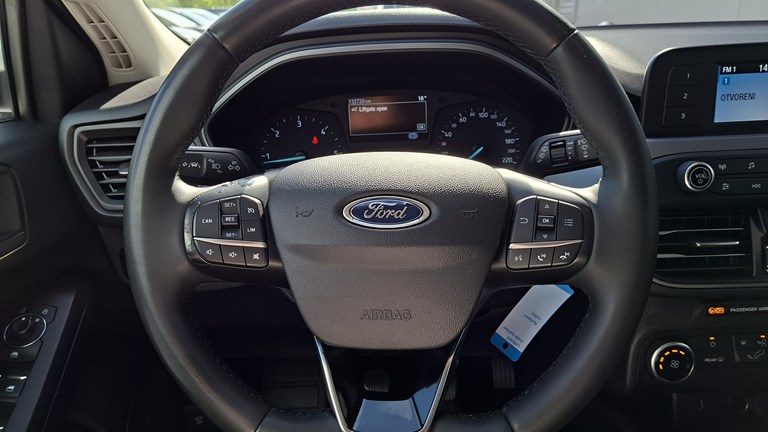 2022 Ford Focus — fotografija 17