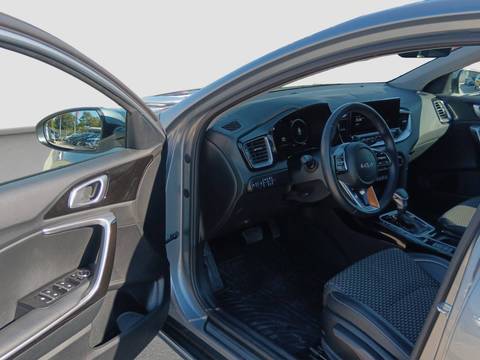 2025 Kia XCeed — sličica 11