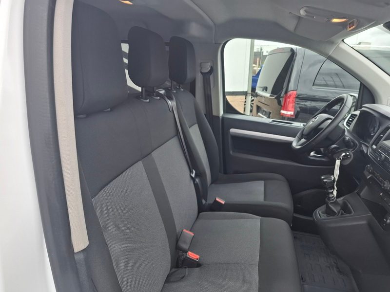 2022 Opel Vivaro — fotografija 10