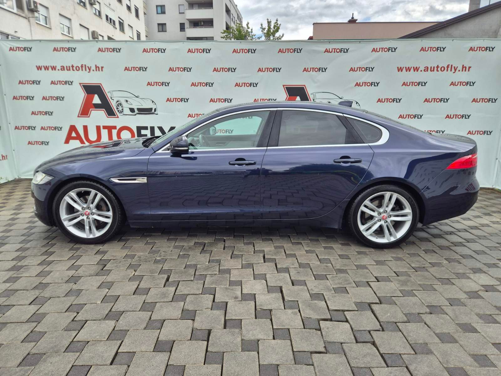 2016 Jaguar XF — fotografija 4