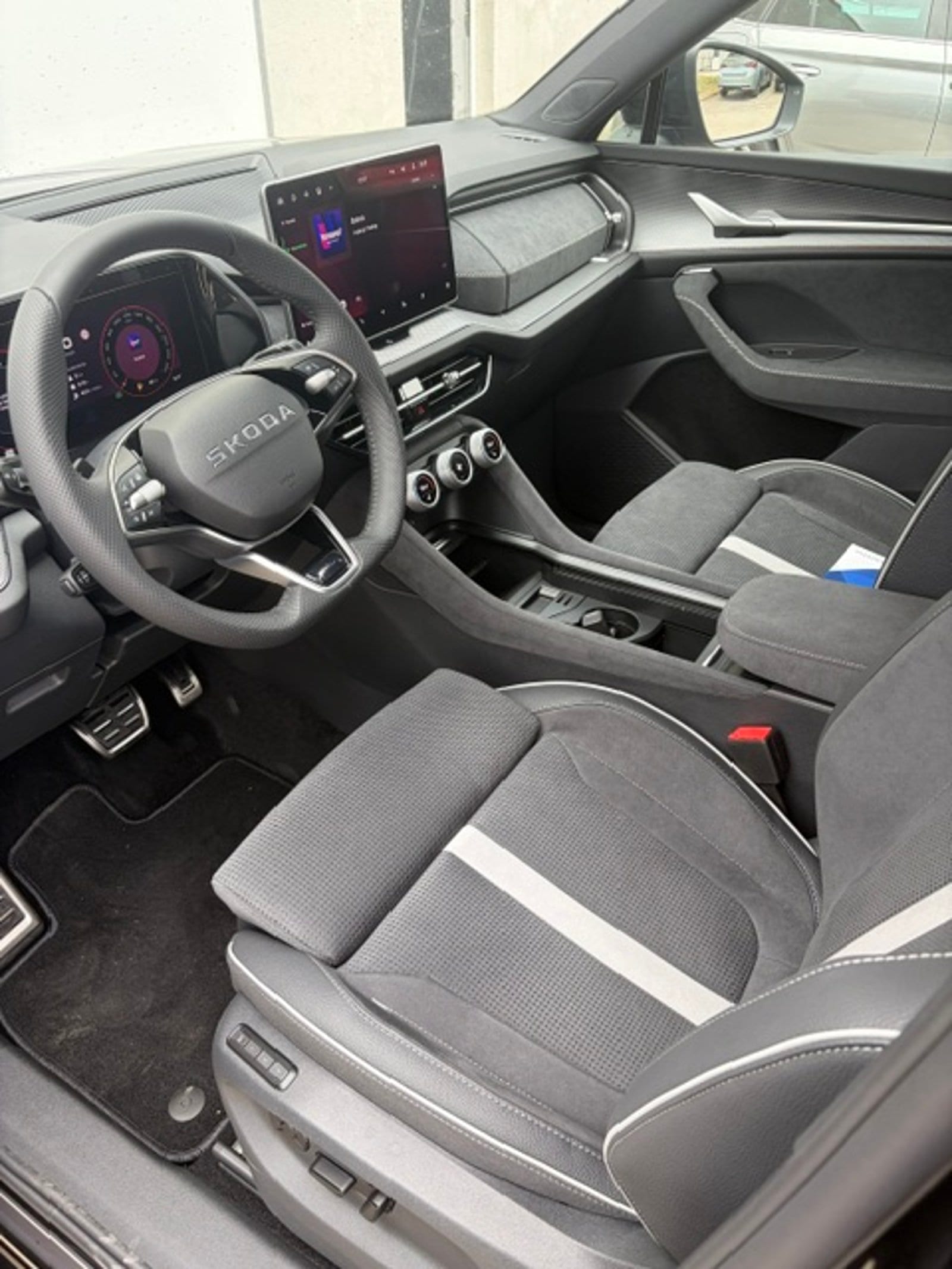 2026 Škoda Kodiaq Sportline — fotografija 8