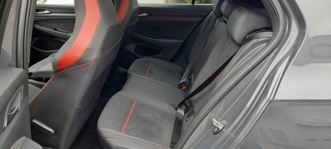 2024 Volkswagen Golf — sličica 17