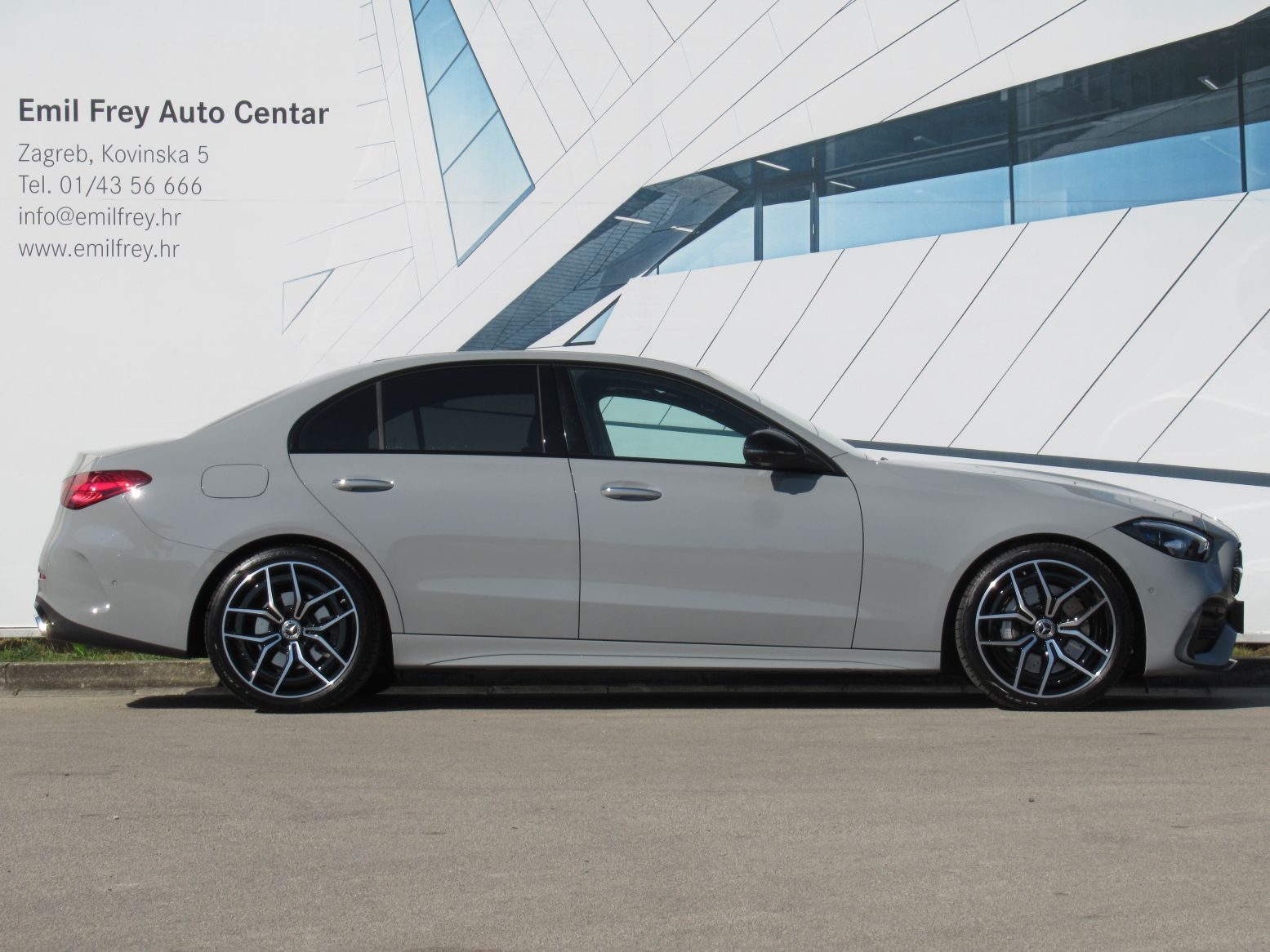 2025 Mercedes-Benz C-klasa — fotografija 5