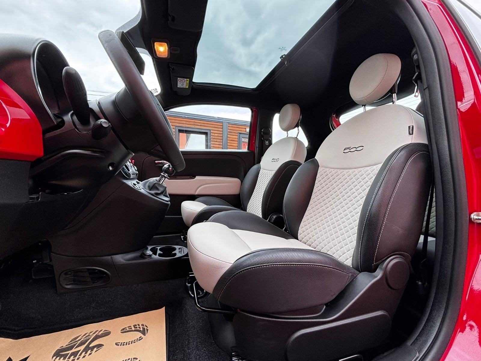 2023 Fiat 500 — fotografija 9