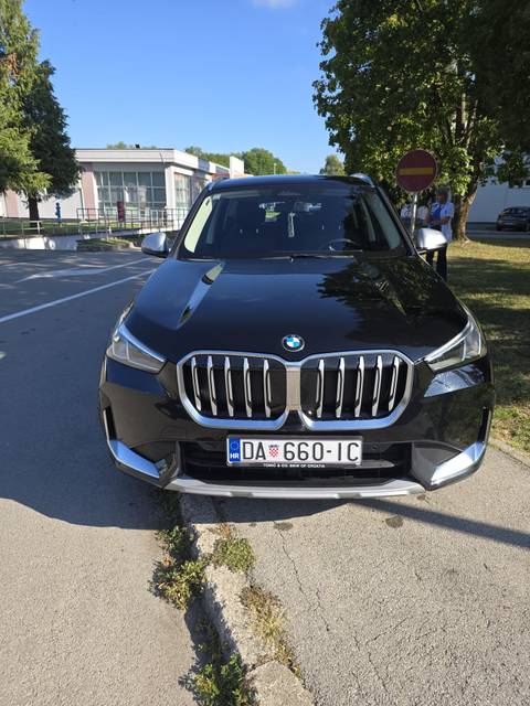 2023 BMW X1