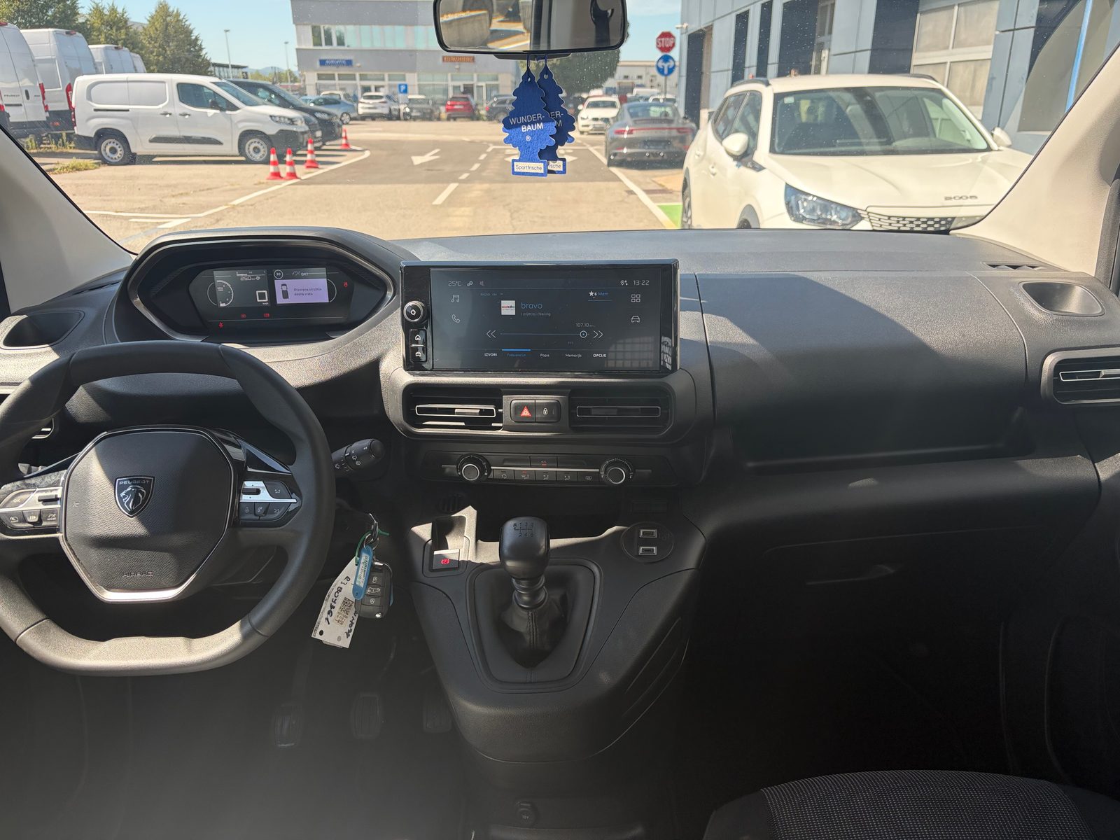 2024 Peugeot Rifter — fotografija 8