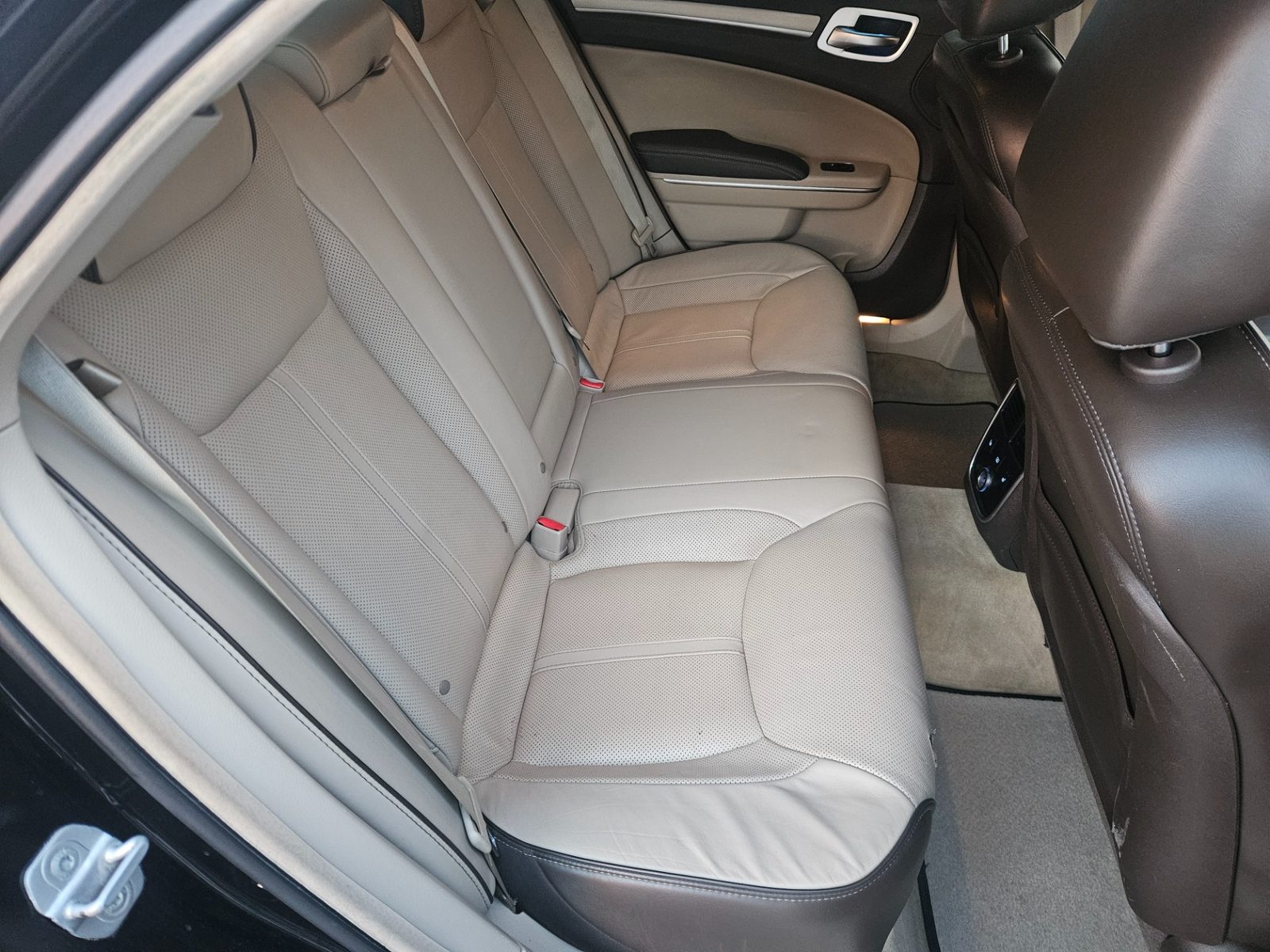 2013 Lancia Thema — fotografija 20