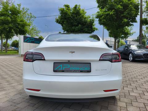2021 Tesla Model 3 — sličica 5