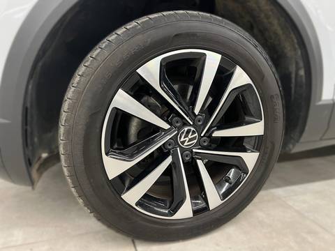 2021 Volkswagen T-Roc — sličica 11