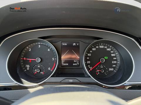 2020 Volkswagen Passat — sličica 15