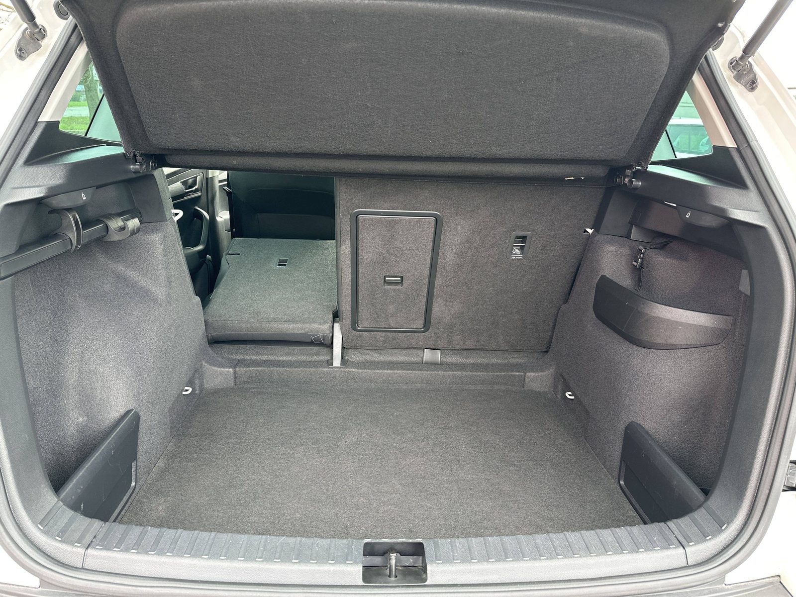 2019 Škoda Karoq — fotografija 18