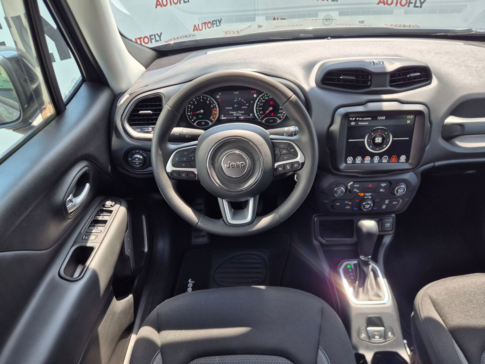 2023 Jeep Renegade — fotografija 17