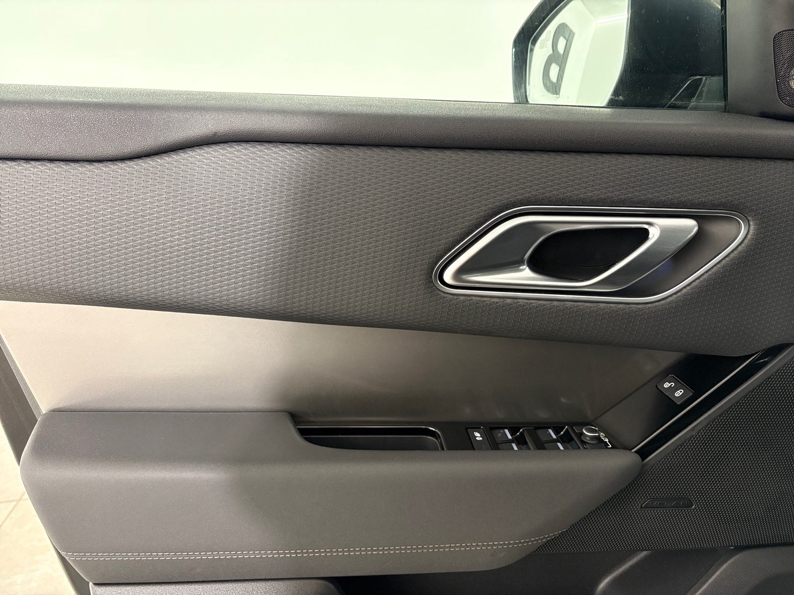 2019 Land Rover Range Rover Velar — fotografija 14